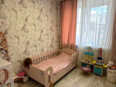квартира за адресою Зарічанська вул., 32