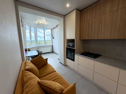 квартира за адресою Зелена вул., 5