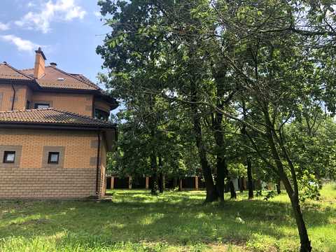 будинок за адресою Центральна вул.