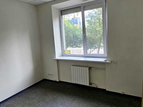 коммерческая по адресу Николая Михновского бульв. (Дружбы народов), 13
