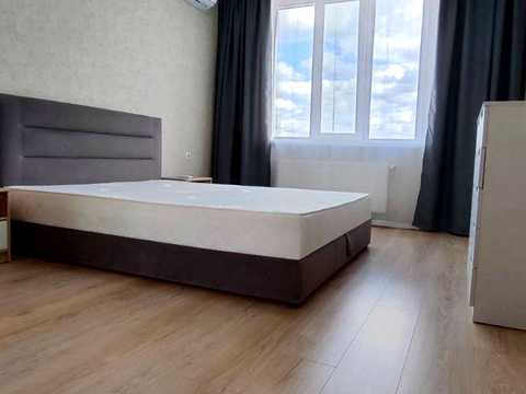 квартира за адресою Літературна вул. (Чехова), 27
