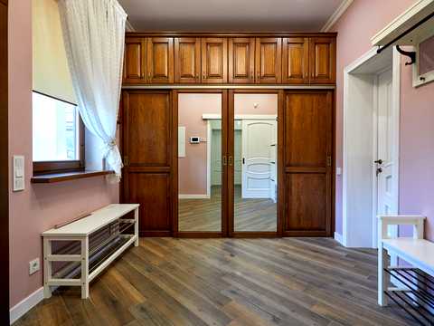 будинок за адресою Івана Гончара, 12