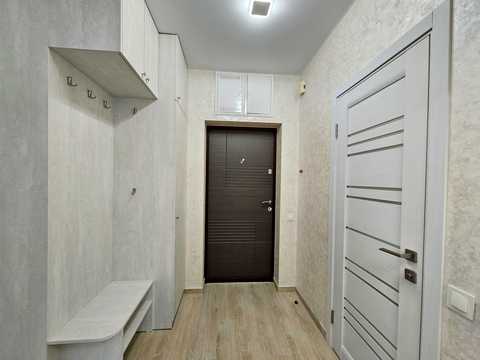 квартира за адресою Любомира Гузара просп. (Космонавта Комарова), 15