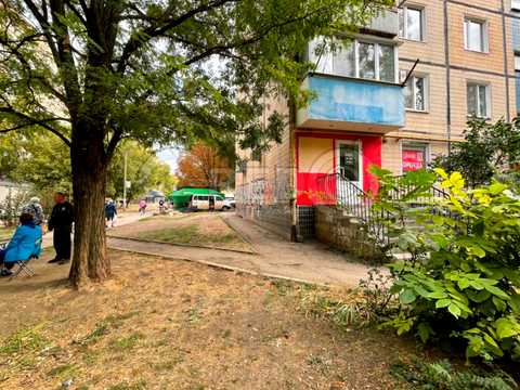 комерційна за адресою 5-й Зарічний мікрорайон вул., 15
