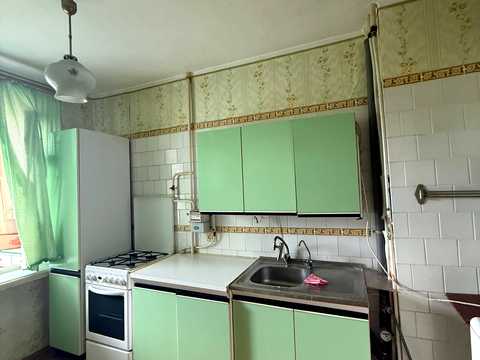 квартира за адресою Академіка Корольова вул., 49