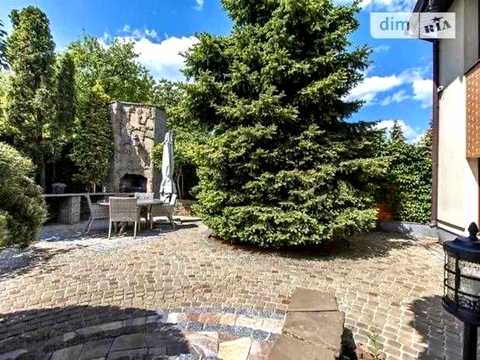 дом по адресу Михаила Драгоманова ул. (Димитрова), 1
