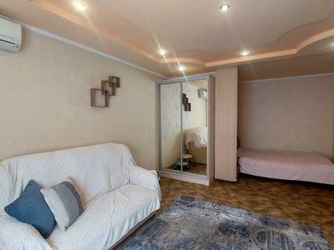 квартира за адресою Академіка Сахарова вул., 36