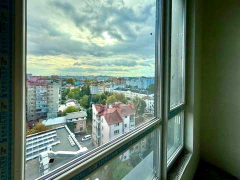 квартира за адресою Євгена Коновальця вул., 37-А