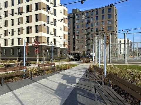 квартира за адресою Героїв Майдану вул., (Будинок 4)