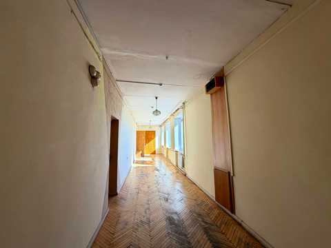 комерційна за адресою Володимира Великого вул. (Артема), 50