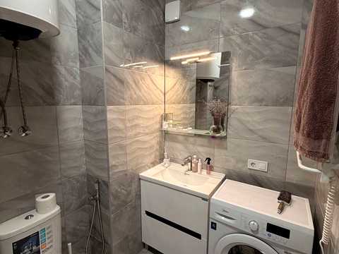 квартира за адресою Дніпро, Старокозацька вул. (Комсомольська), 75