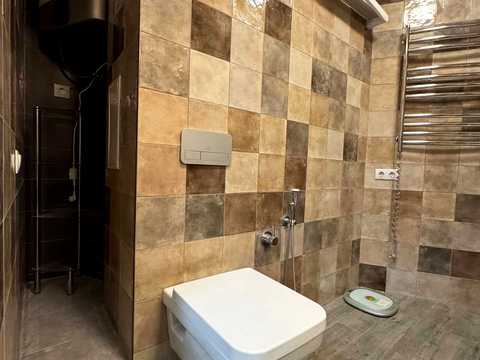 квартира за адресою Софії Русової вул., 1