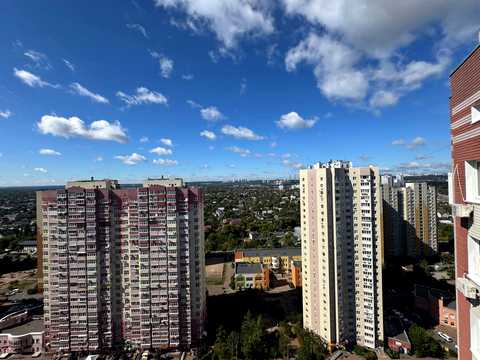 квартира за адресою Софії Русової вул., 1