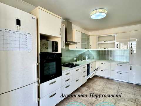 квартира за адресою Боголюбова вул., 20