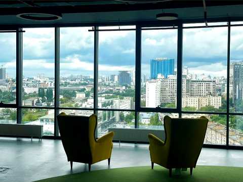 комерційна за адресою Жилянська вул., 5/60