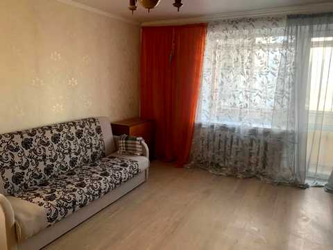 квартира за адресою Квартальна вул. (Гладкова), 21