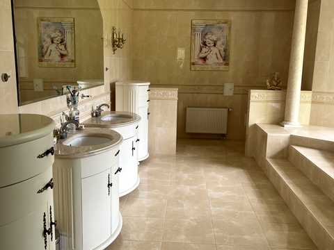 будинок за адресою Анатолія Солов'яненка вул., 459