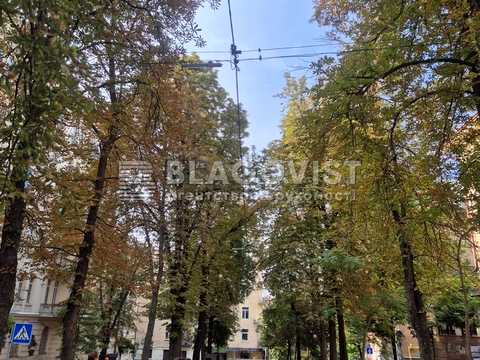 квартира за адресою Костельна вул., 8