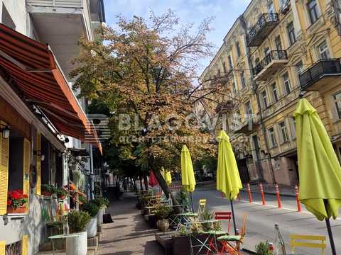 квартира за адресою Костельна вул., 8