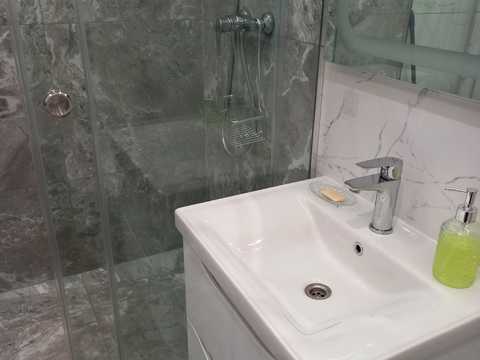квартира за адресою Героїв Крут вул., 8