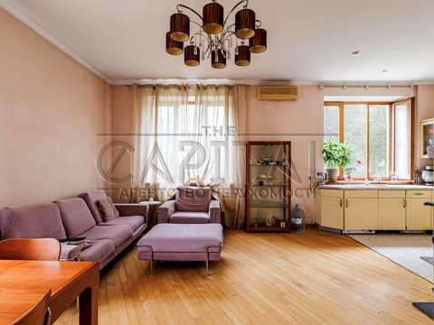квартира за адресою Трьохсвятительська вул., 9