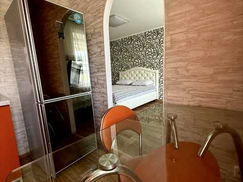 квартира за адресою Металургів просп., 27