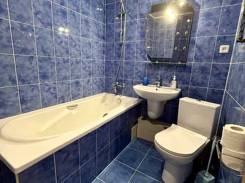 квартира за адресою Металургів просп., 27