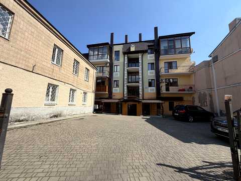 комерційна за адресою Луцьк, Лесі Українки вул., 33а