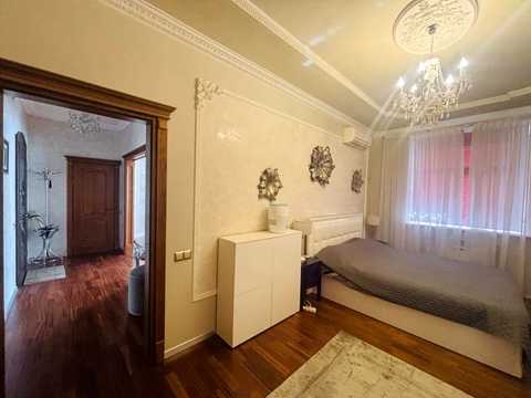 квартира за адресою Велика Васильківська вул. (Червоноармійська), 111/113