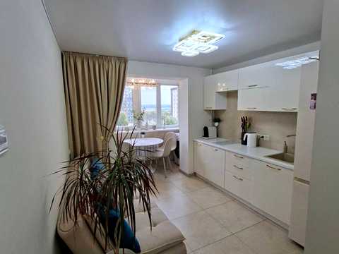 квартира за адресою Слави бульв., 4