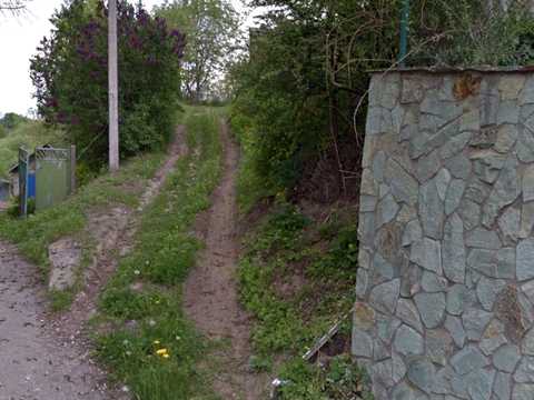 участок по адресу Клубная ул., 1