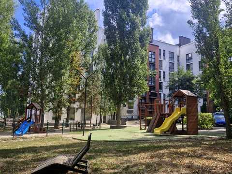 комерційна за адресою Михайла Величка вул., 34
