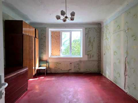 квартира за адресою Михайла Комарова вул. (Тархова), 4