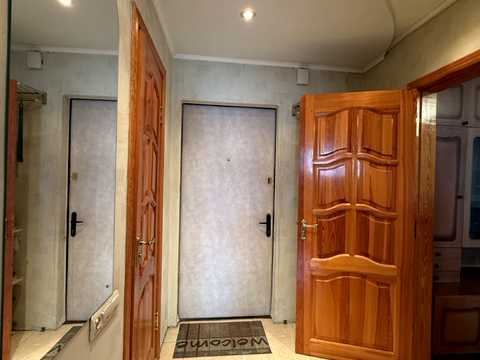 квартира за адресою Ревуцького вул., 17