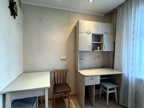 квартира за адресою Ревуцького вул., 17