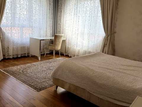 квартира по адресу Кловский спуск, 7