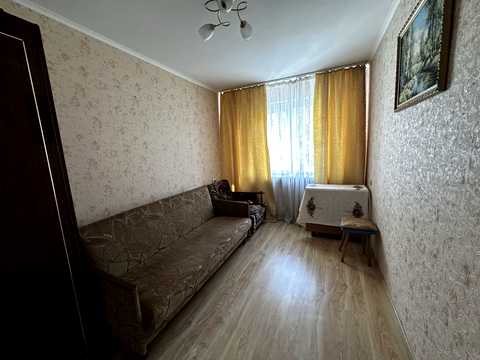 квартира за адресою Космонавтів вул., 14