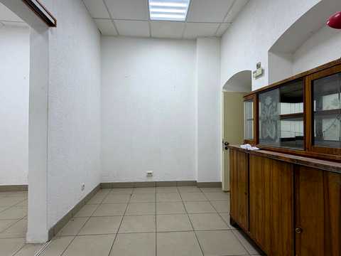 коммерческая по адресу Краковская ул., 24