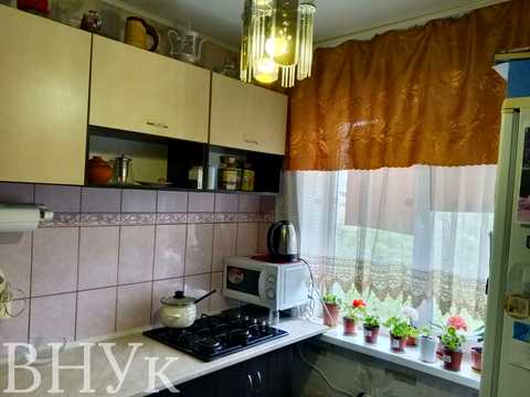 квартира за адресою Яновського вул., 96
