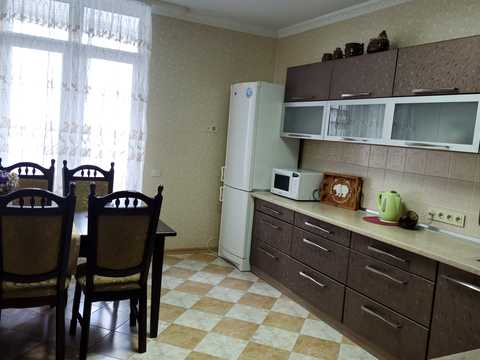 квартира за адресою Анни Ахматової вул., 34