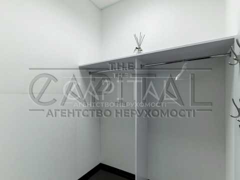 коммерческая по адресу Кловский спуск, 7