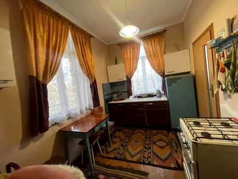 будинок за адресою Стуса, 12