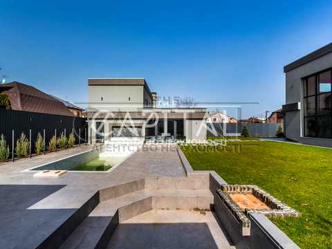будинок за адресою с. Гора, Квітнева вул., 14