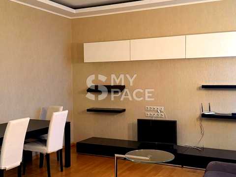 квартира за адресою Євгена Коновальця вул. (Щорса), 32-Б