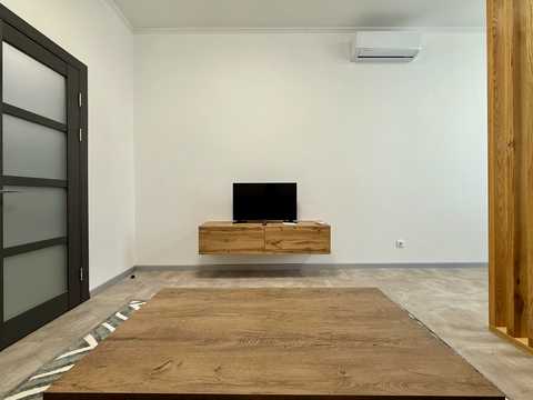 квартира за адресою Дегтярна вул., 20