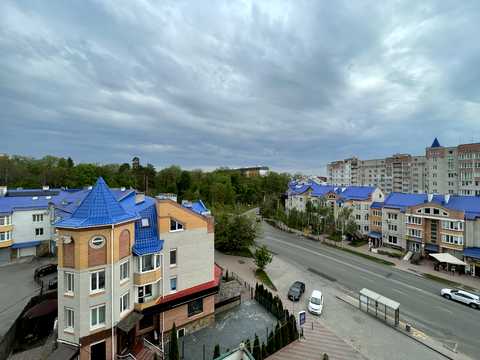 квартира за адресою Зодчих вул., 32