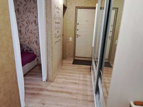 квартира за адресою Юрія Побєдоносцева бульв., 10