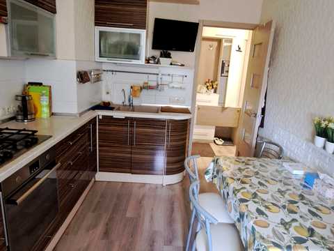 квартира за адресою Юрія Побєдоносцева бульв., 10