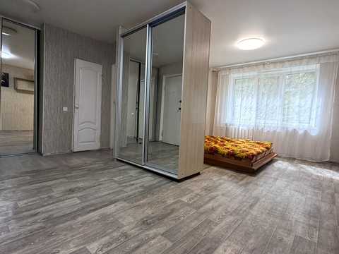 квартира за адресою Сонячна Набережна вул. (Маршала Малиновського), 18
