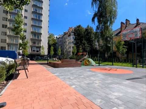 квартира за адресою Чорновола вул., 123-А